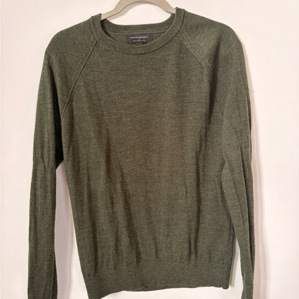 Banana Republic Olive Merino Crewneck Sweater